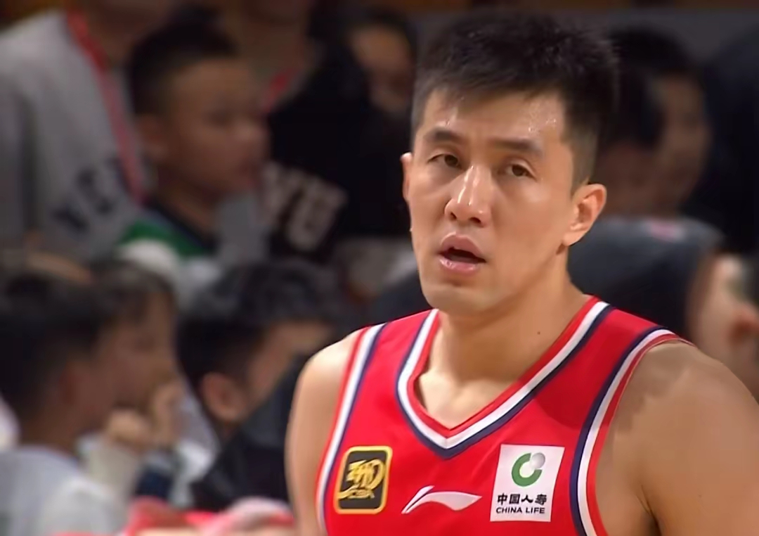 pg电子官网 -关于CBA季后赛转会期再迎强敌；罗马远射贴柱；主帅态度：态度坚定；医务组通报恢复的信息